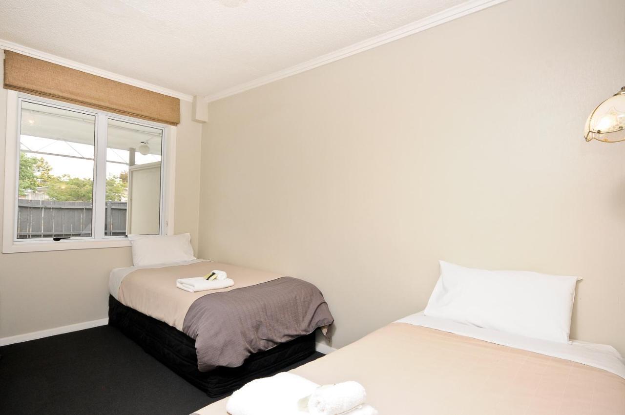 Valmai House Cambridge Motel Екстериор снимка